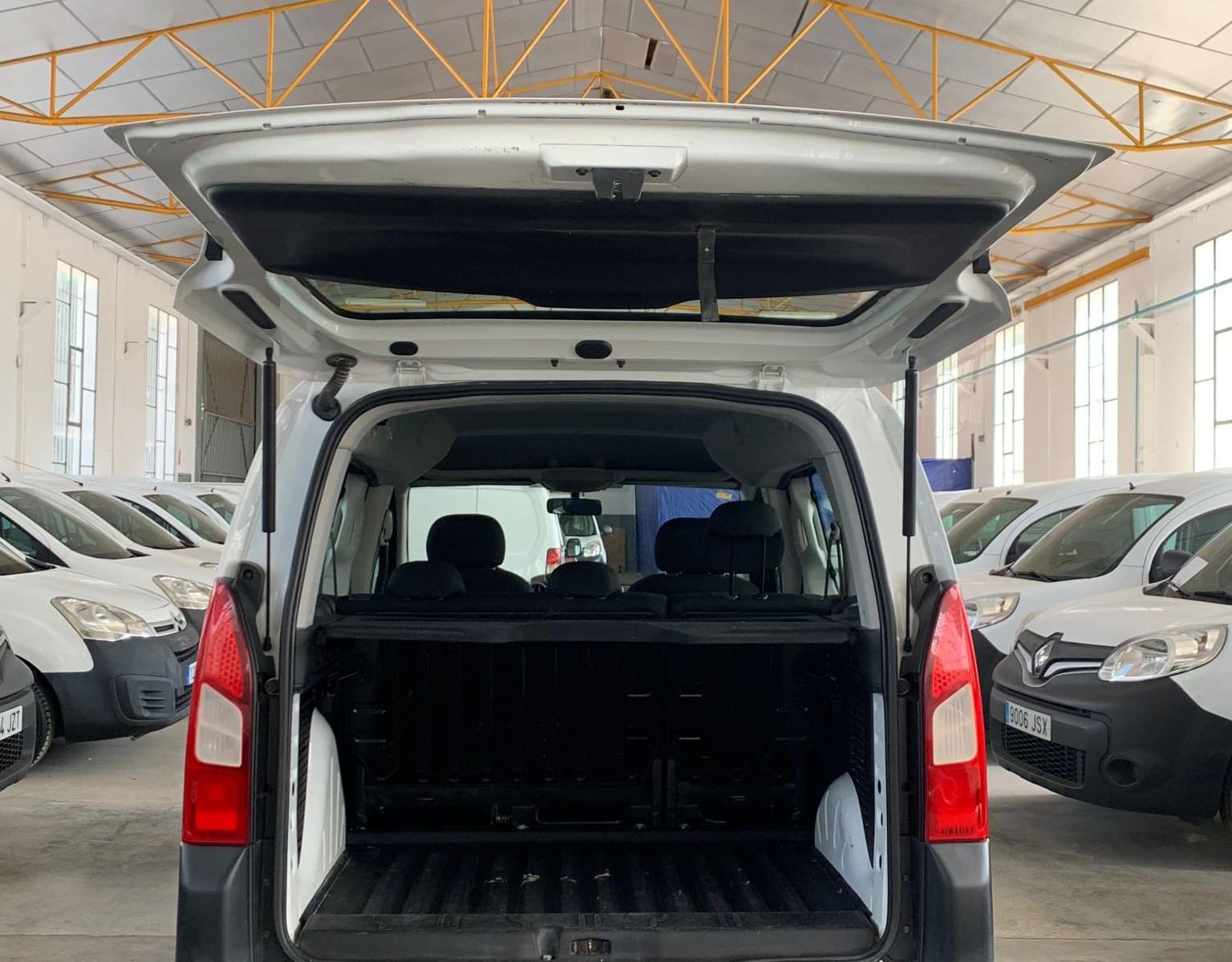 PEUGEOT PARTNER COMBI 5 PLAZAS 2017 DIÉSEL 75CV (55KW) E6 12 