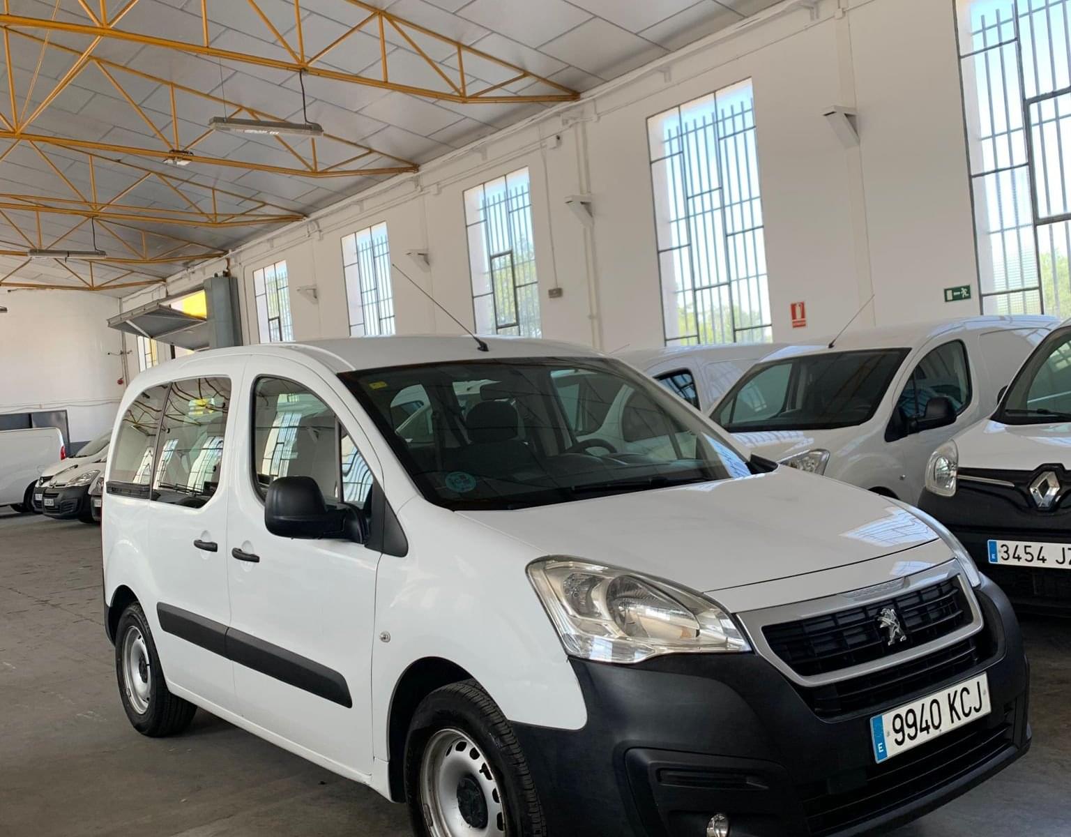 PEUGEOT PARTNER COMBI 5 PLAZAS 2017 DIÉSEL 75CV (55KW) E6 5 