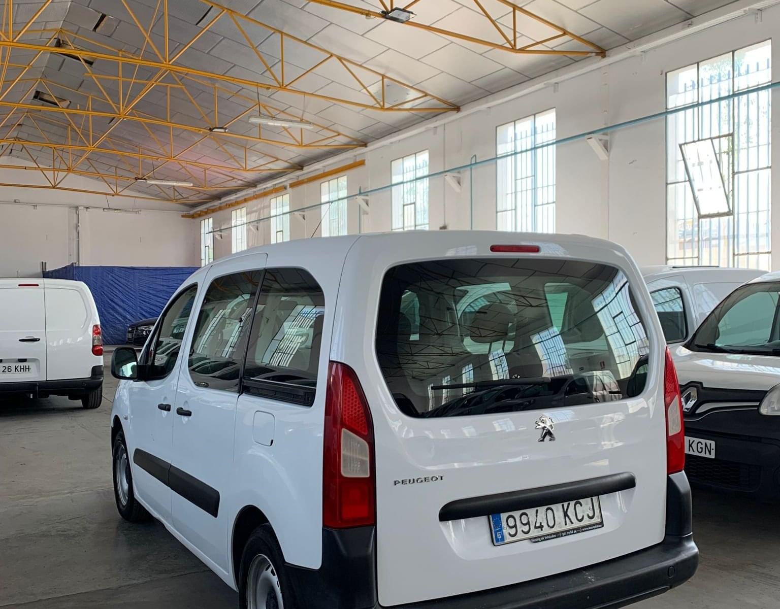 PEUGEOT PARTNER COMBI 5 PLAZAS 2017 DIÉSEL 75CV (55KW) E6 6 