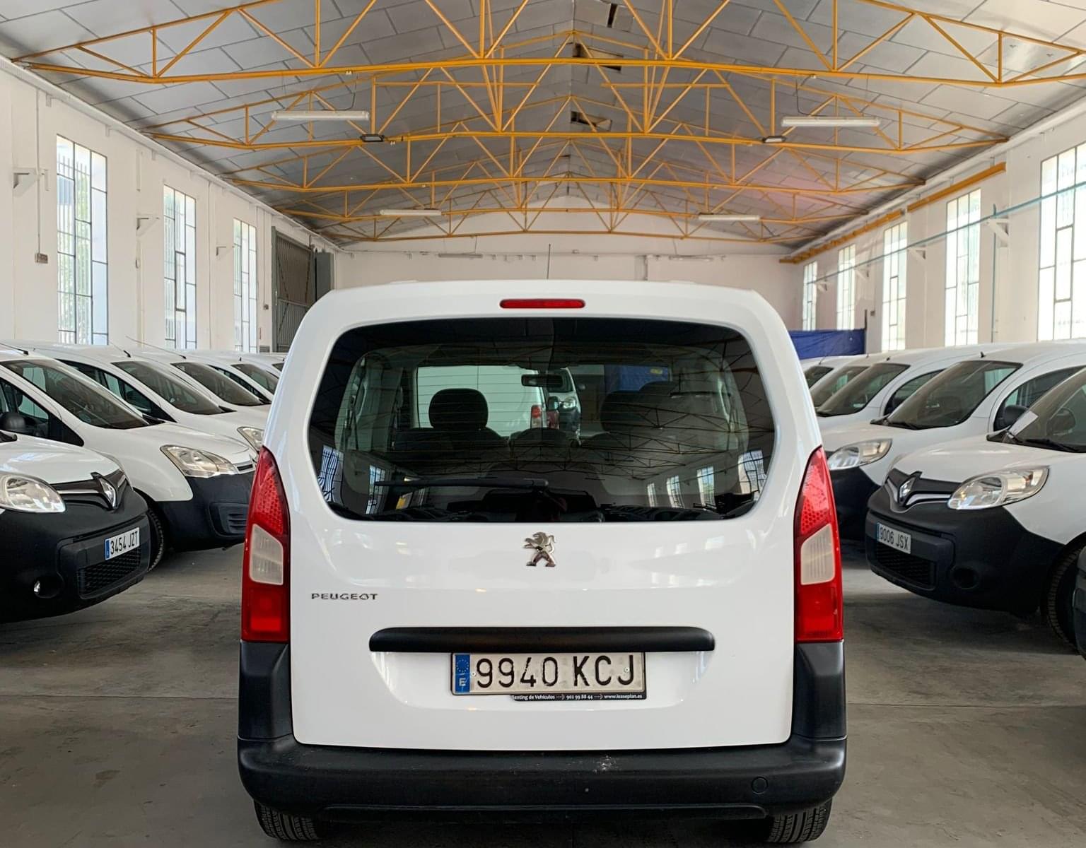 PEUGEOT PARTNER COMBI 5 PLAZAS 2017 DIÉSEL 75CV (55KW) E6 7 
