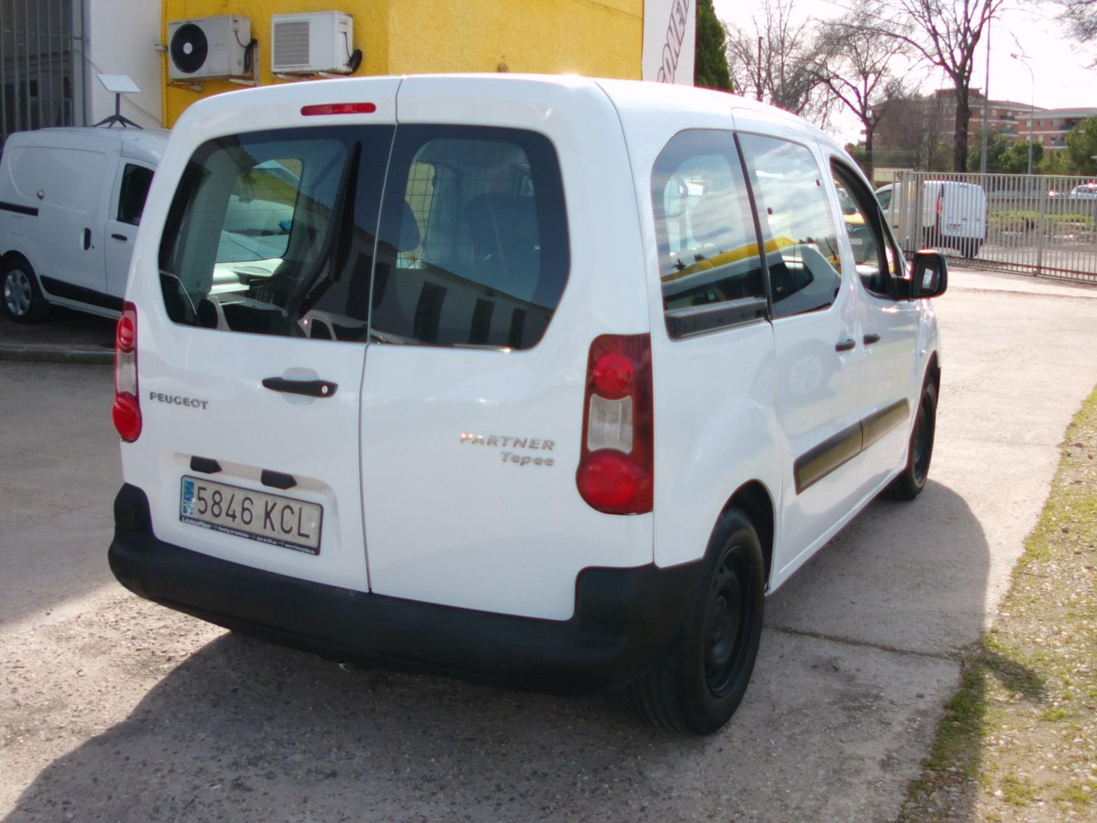 PEUGEOT PARTNER 2017 100CV 8 