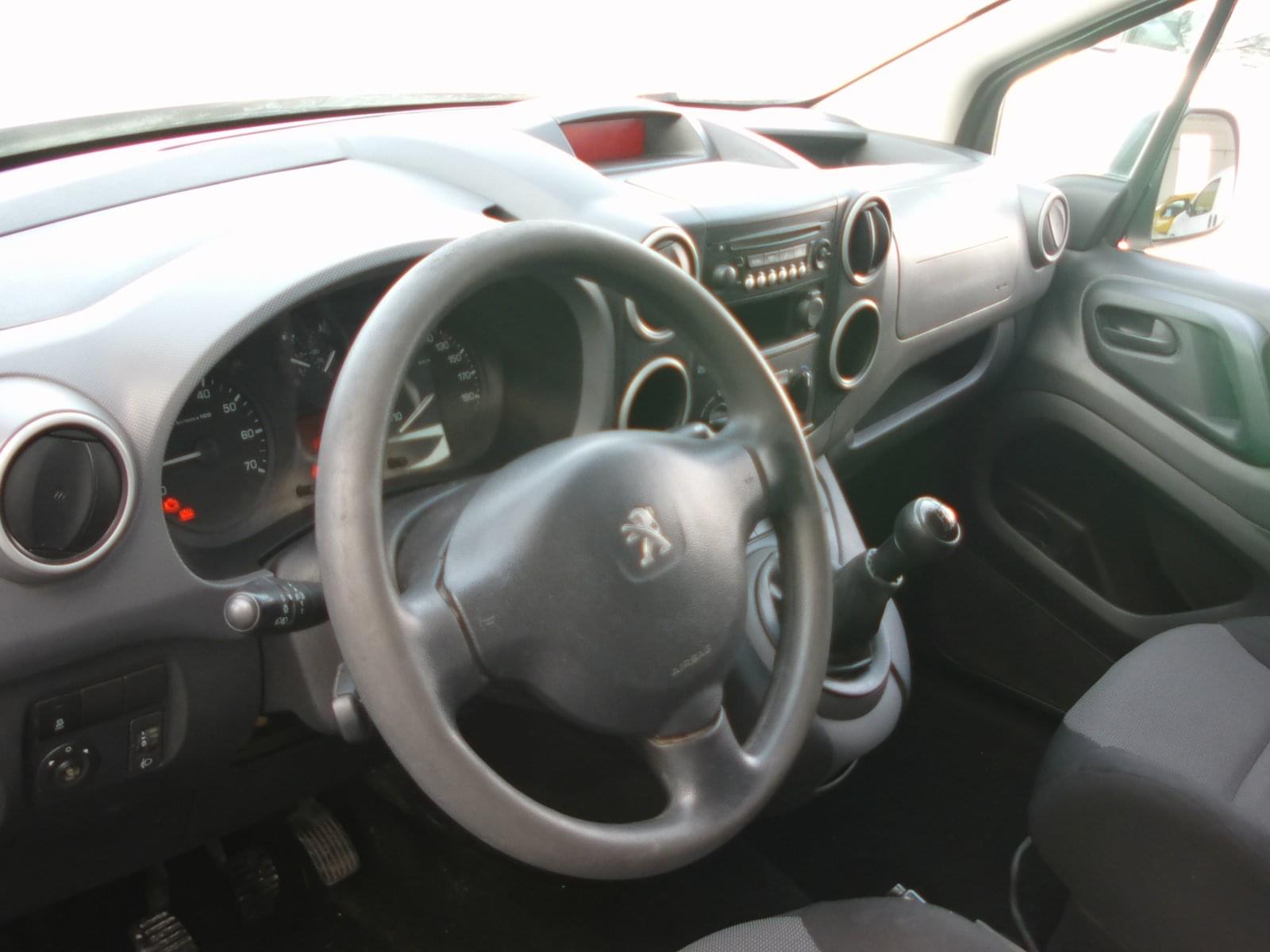 PEUGEOT PARTNER 2017 100CV 10 