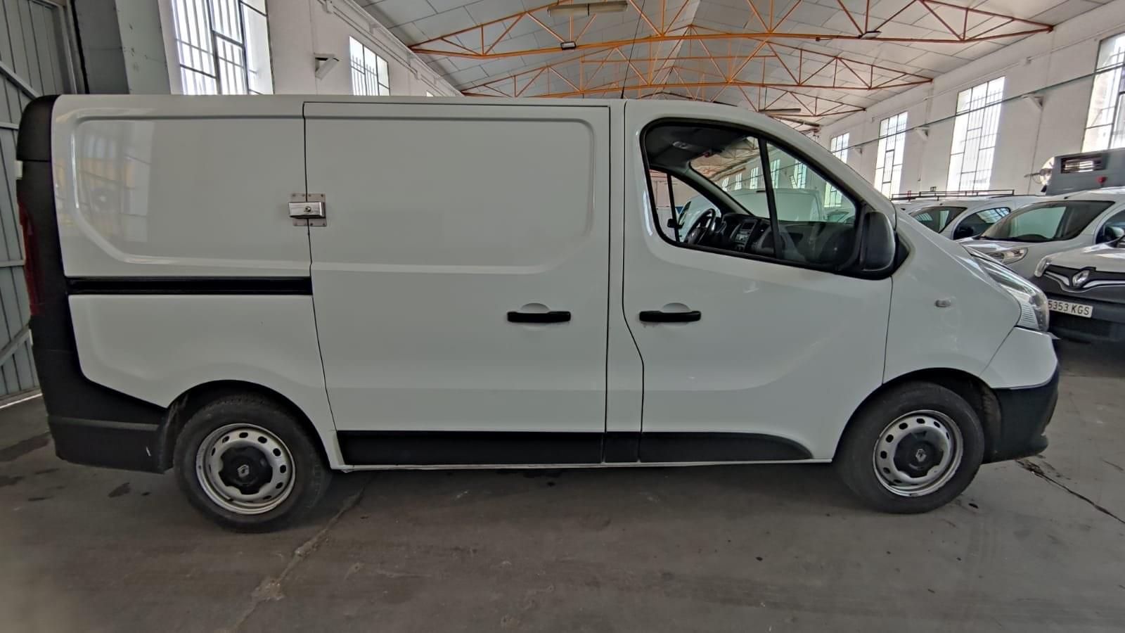 RENAULT TRAFIC 1.6 DCI 70KW PANEL VAN 27 L1H1 E6 (95CV) 3 