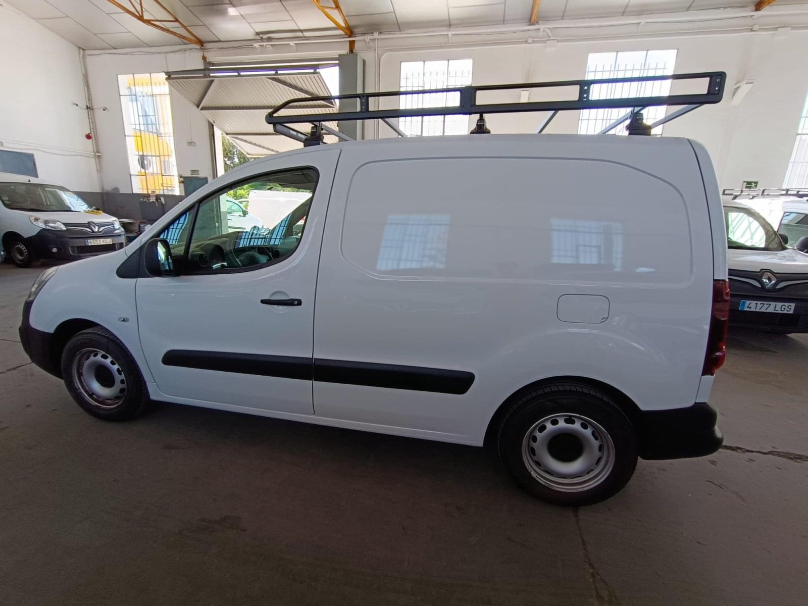 PEUGEOT PARTNER 1.6 BLUEHDI 55KW L1 CONFORT (75CV) 2 