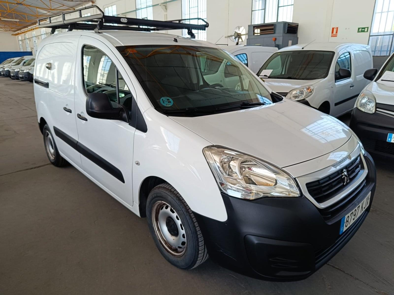 imagen de PEUGEOT PARTNER 1.6 BLUEHDI 55KW L1 CONFORT (75CV) - REF: 00384