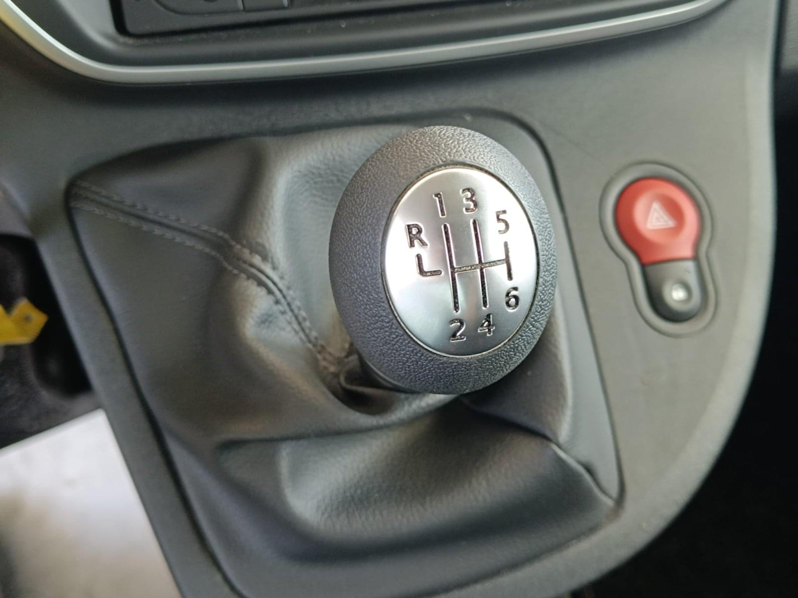RENAULT KANGOO 1.5 DCI 75 PROFESIONAL 12 