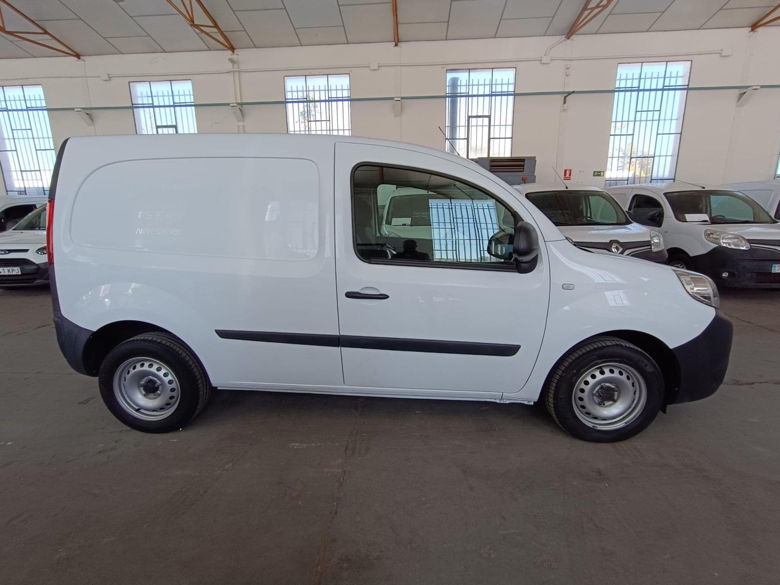 RENAULT KANGOO 1.5 DCI 75 PROFESIONAL 4 