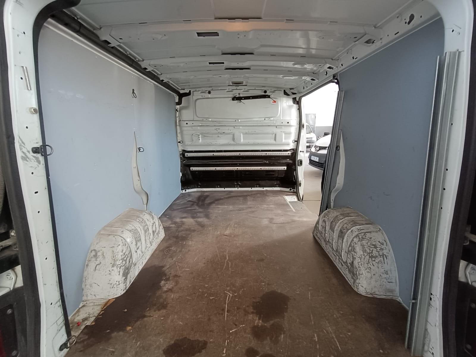 RENAULT TRAFIC 1.6 DCI 88KW PANEL VAN 27 L1H1 E6 11 