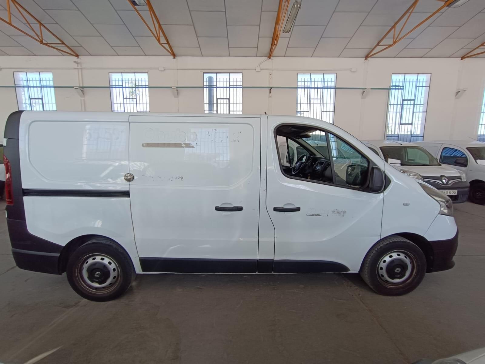 RENAULT TRAFIC 1.6 DCI 88KW PANEL VAN 27 L1H1 E6 8 