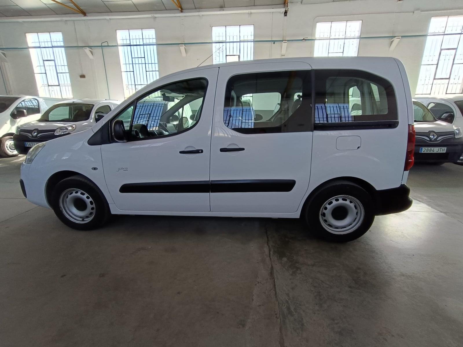 CITROEN BERLINGO MULTISPACE 5 PLAZAS LIVE EDIT.BLUEHDI 11 
