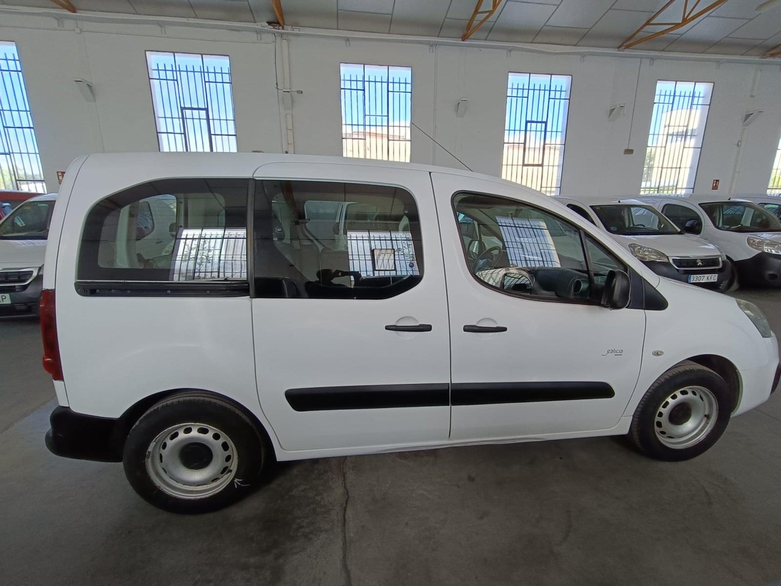 CITROEN BERLINGO MULTISPACE 5 PLAZAS LIVE EDIT.BLUEHDI 4 