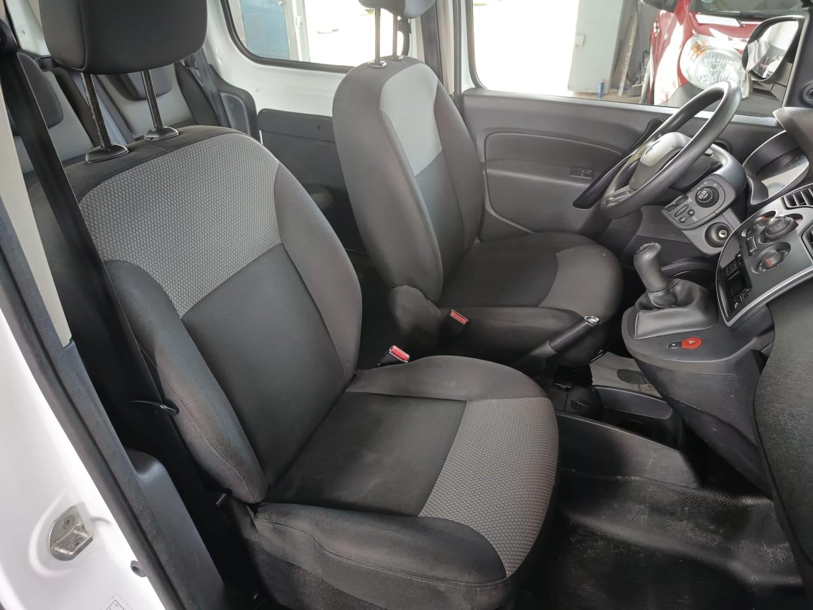 RENAULT KANGOO COMBI 1.5 DCI 55KW EN. PROFES. COMBI M1-AF E6 10 