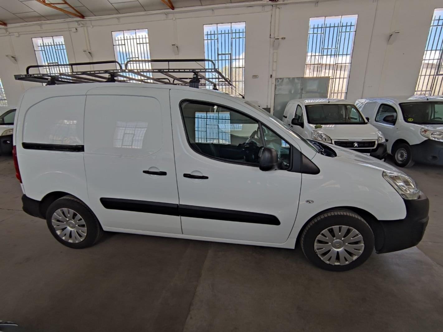 CITROEN BERLINGO 2 PLAZAS 2015 75CV 6
