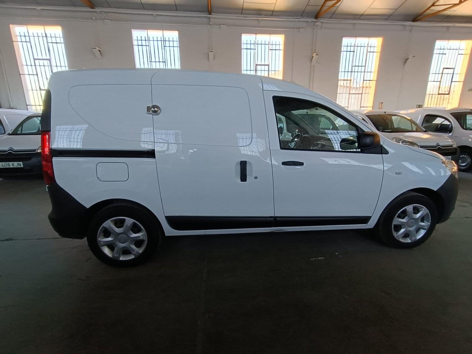 DACIA DOKKER VAN ESSENTIAL 1.6 75KW (100CV) GLP 5 