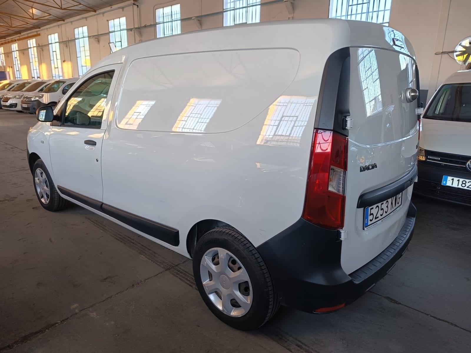 DACIA DOKKER VAN ESSENTIAL 1.6 75KW (100CV) GLP 6 