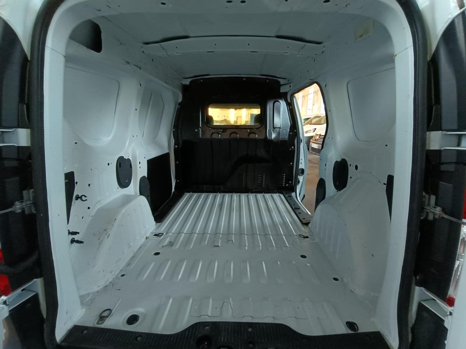 DACIA DOKKER VAN ESSENTIAL 1.6 75KW (100CV) GLP 8 