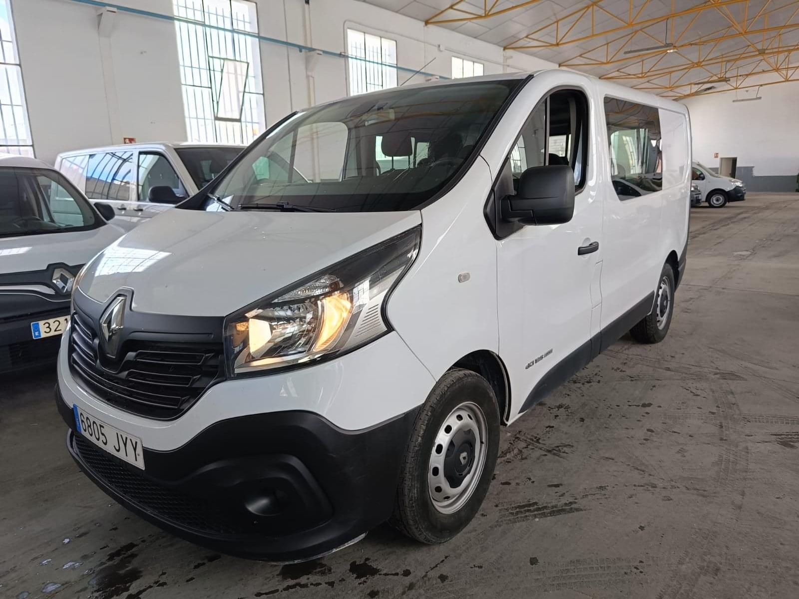 RENAULT TRAFIC PASSENGER COMBI  6 ENERGY DCI 123CV 5 