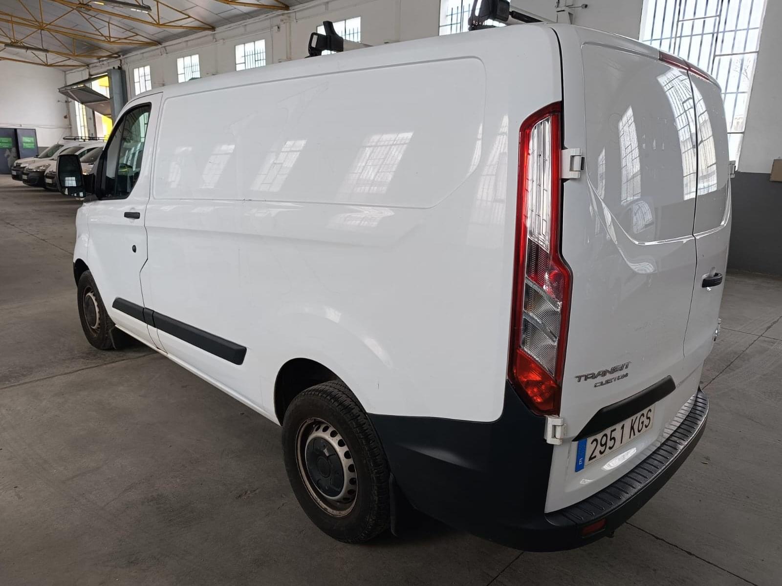 FORD TRANSIT CUSTOM VAN 2.0 TDCI 77KW 250 L1 AMBIENTE 7 