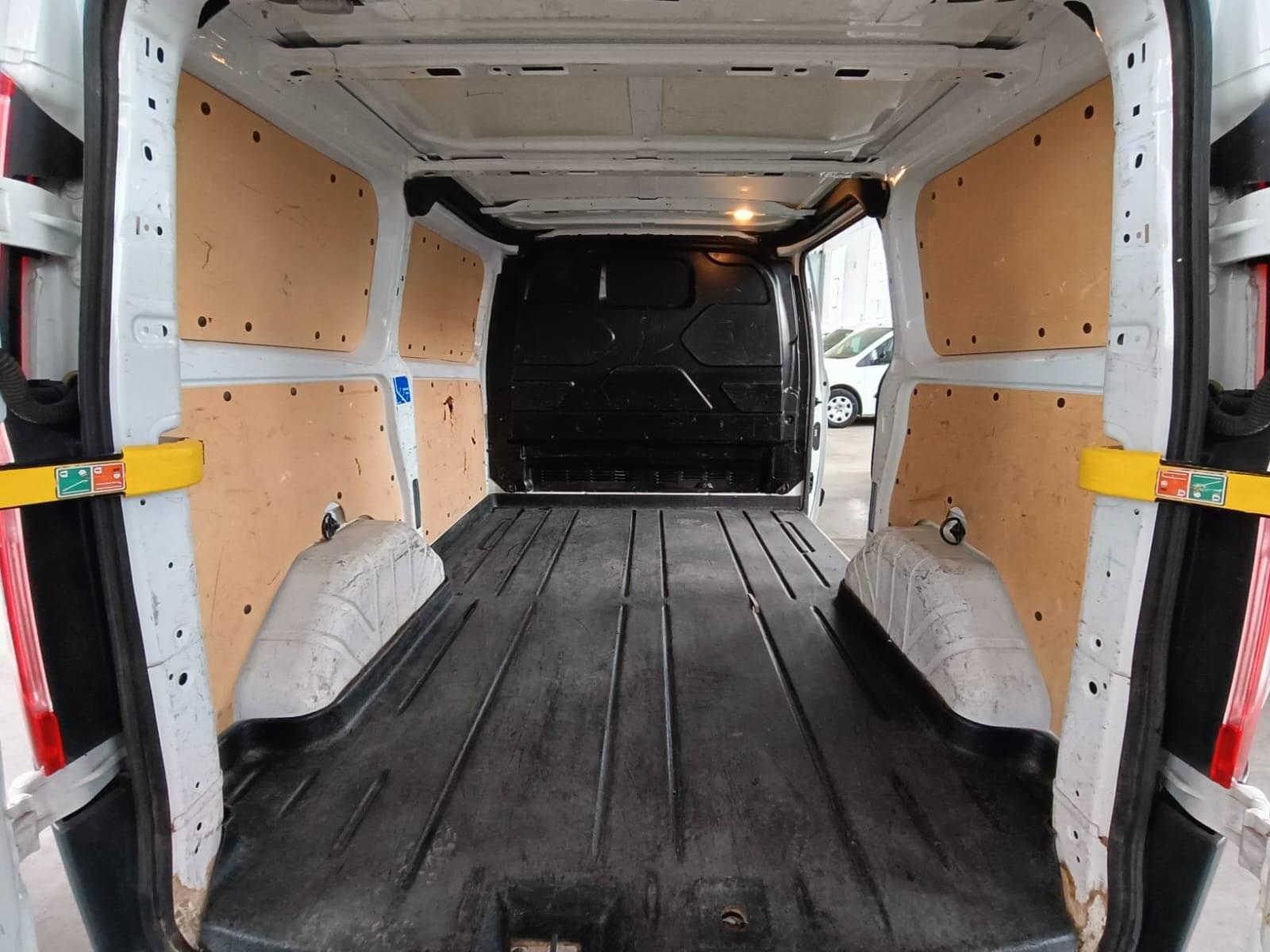 FORD TRANSIT CUSTOM VAN 2.0 TDCI 77KW 250 L1 AMBIENTE 9 