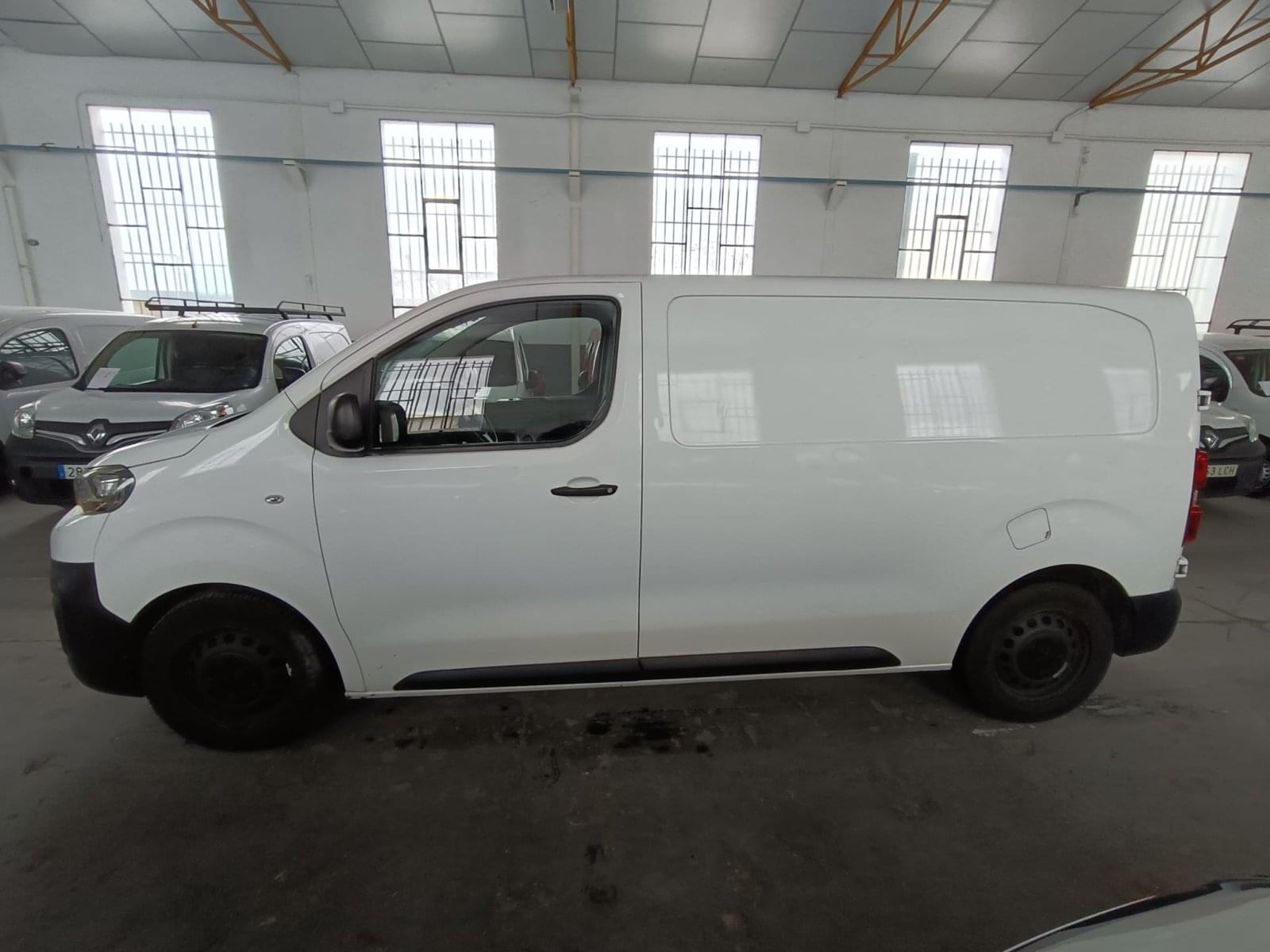 PEUGEOT EXPERT FURGóN PRO 1.6 BLUEHDI 70KW (95) 8 