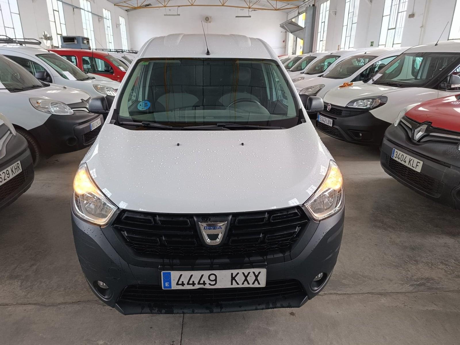 DACIA DOKKER GLP VAN ESSENTIAL 1.6 75KW (100CV) 2 