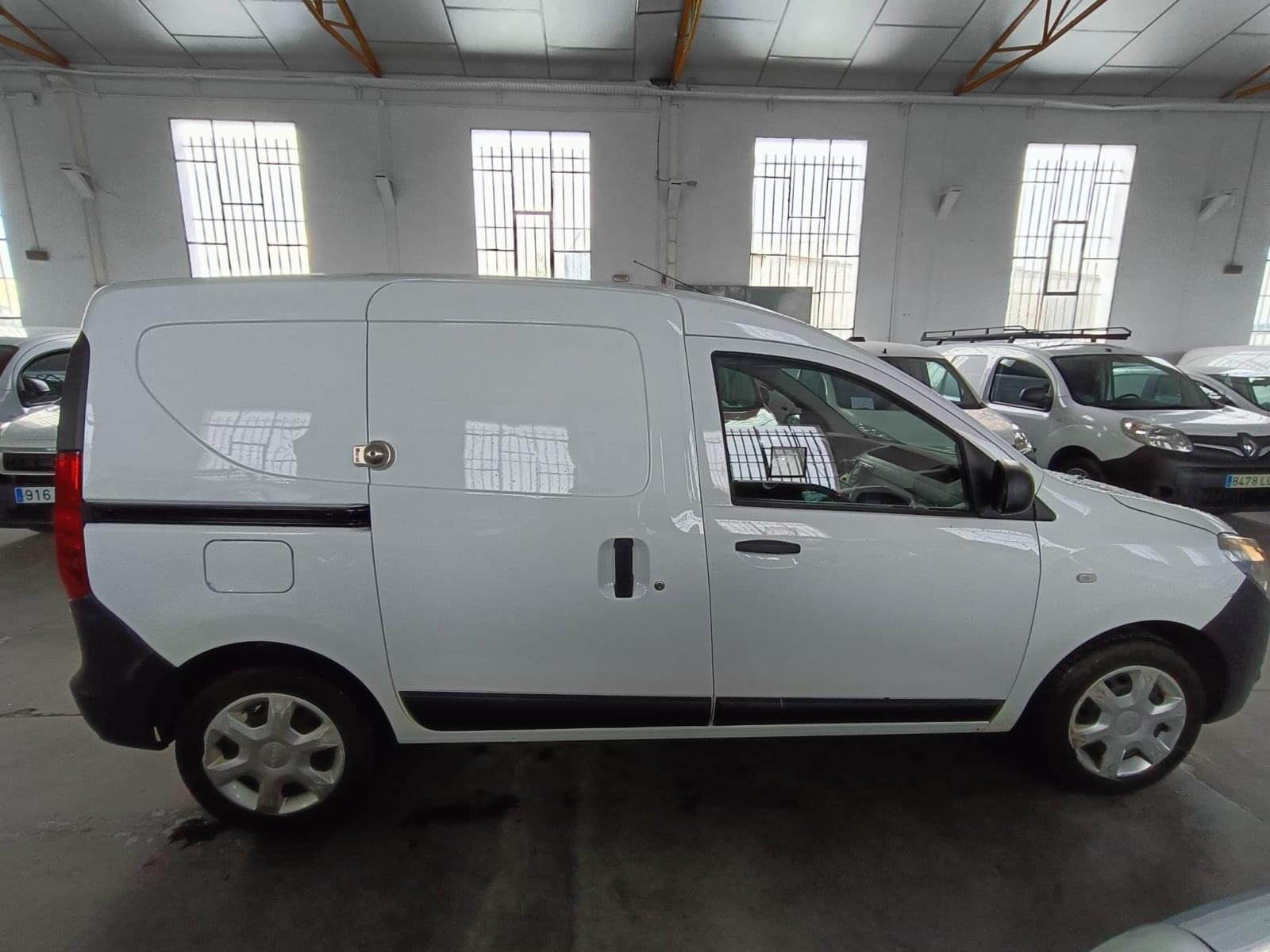 DACIA DOKKER GLP VAN ESSENTIAL 1.6 75KW (100CV) 3 