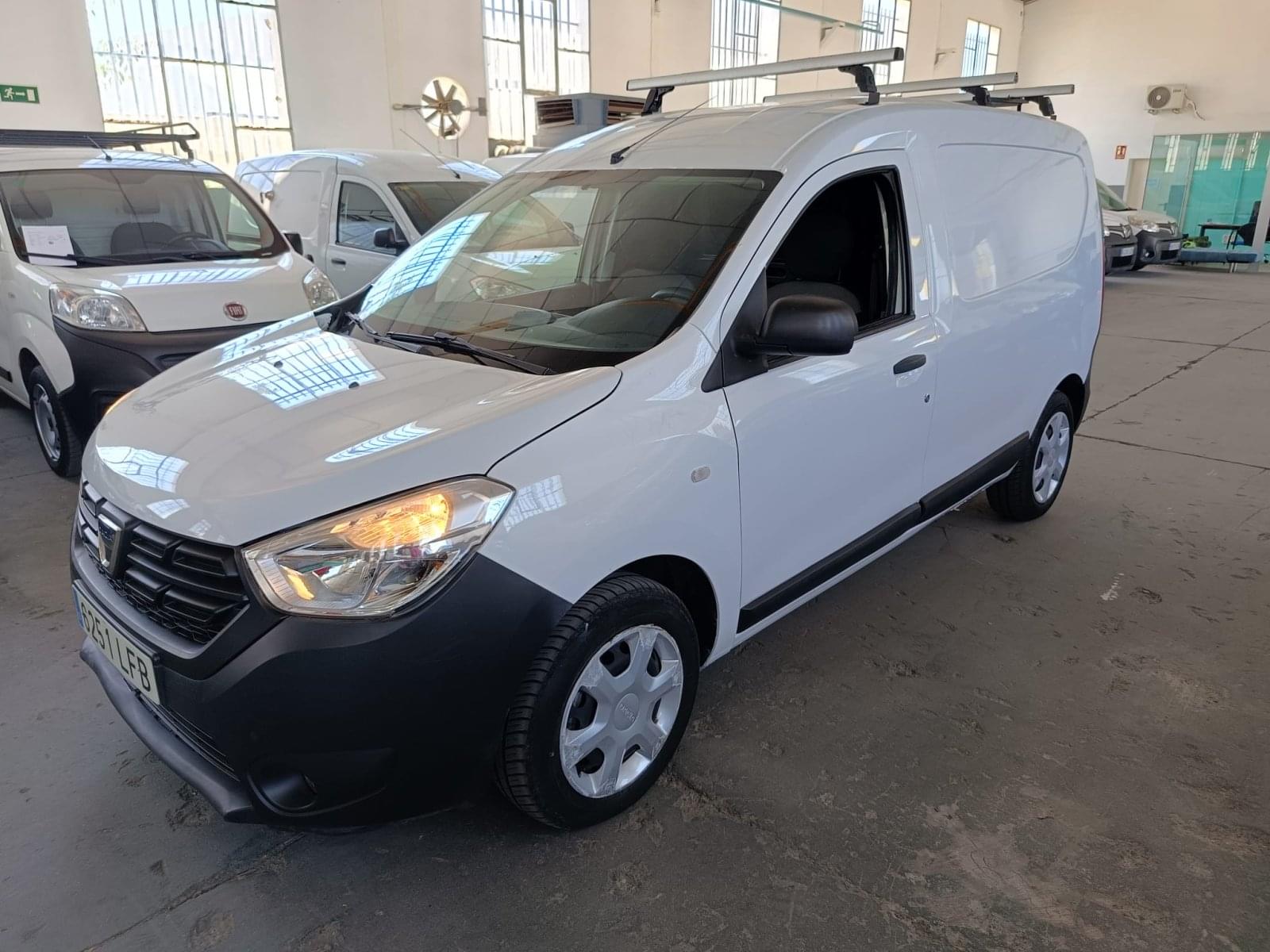 DACIA DOKKER GLP VAN ESSENTIAL 1.6 75KW (100CV) 2 