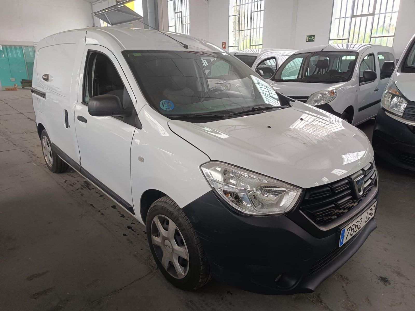 DACIA DOKKER GLP VAN ESSENTIAL 1.6 75KW (100CV) 1 