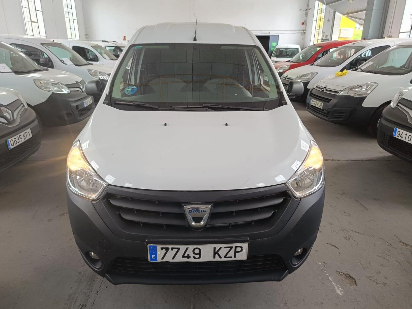 DACIA DOKKER GLP VAN ESSENTIAL 1.6 75KW (100CV) 2 