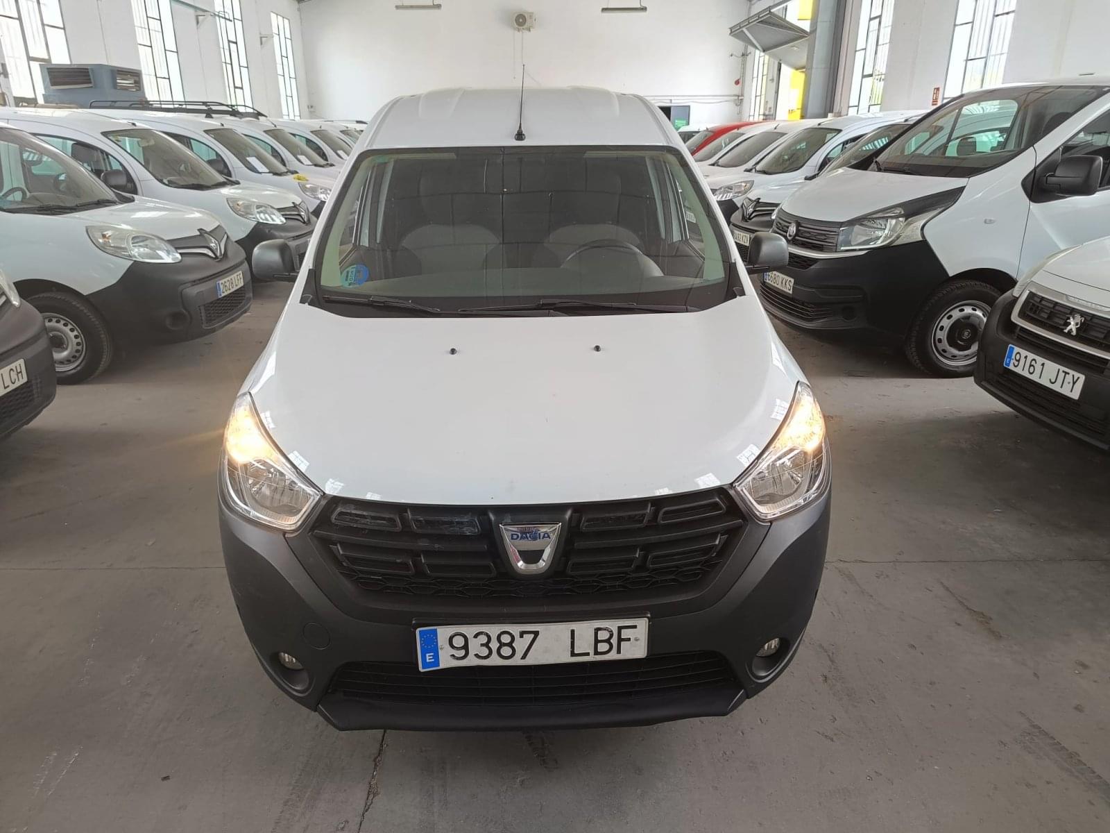 DACIA DOKKER GLP VAN ESSENTIAL 1.6 75KW (100CV) 2 