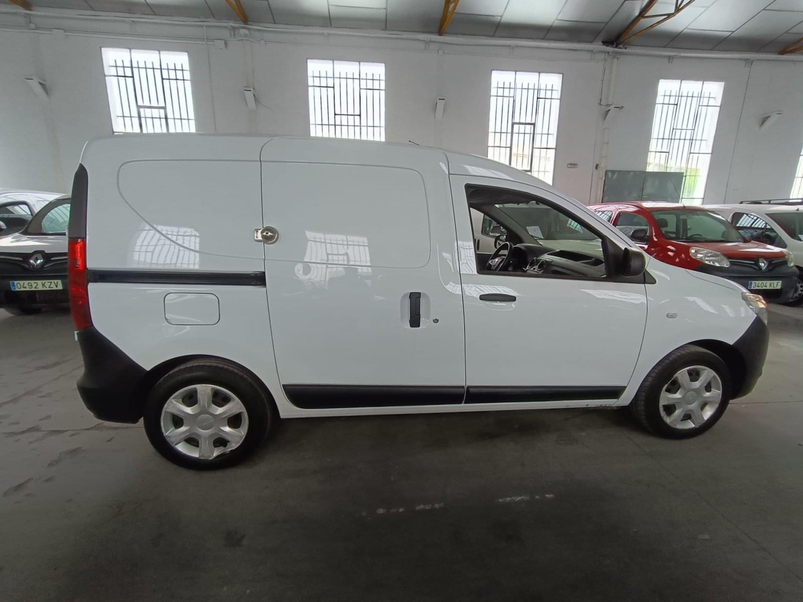 DACIA DOKKER GLP VAN ESSENTIAL 1.6 75KW (100CV) 4 