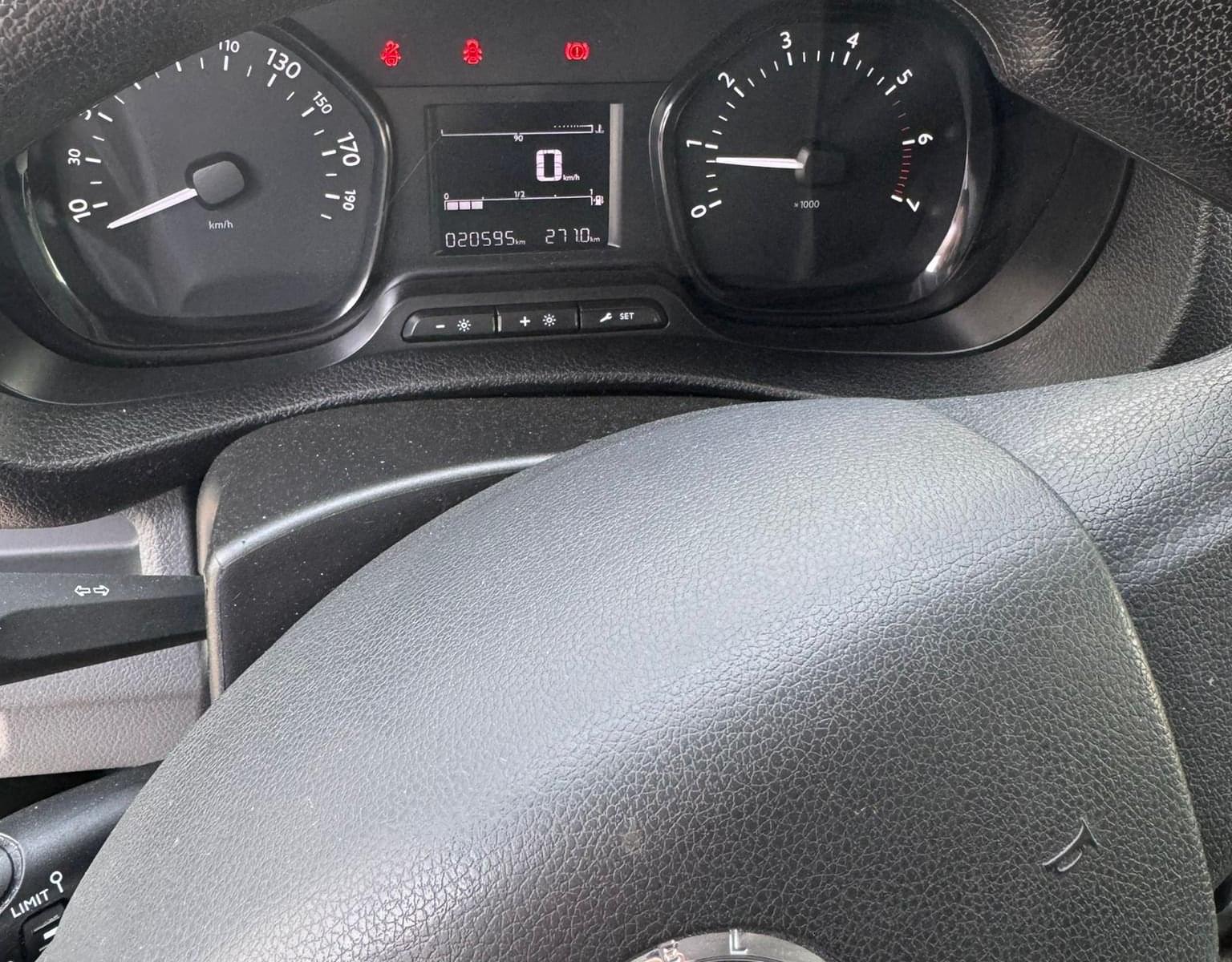 OPEL VIVARO (*) ISOTERMO 2.0 DIESEL 88KW (120CV) L 9 