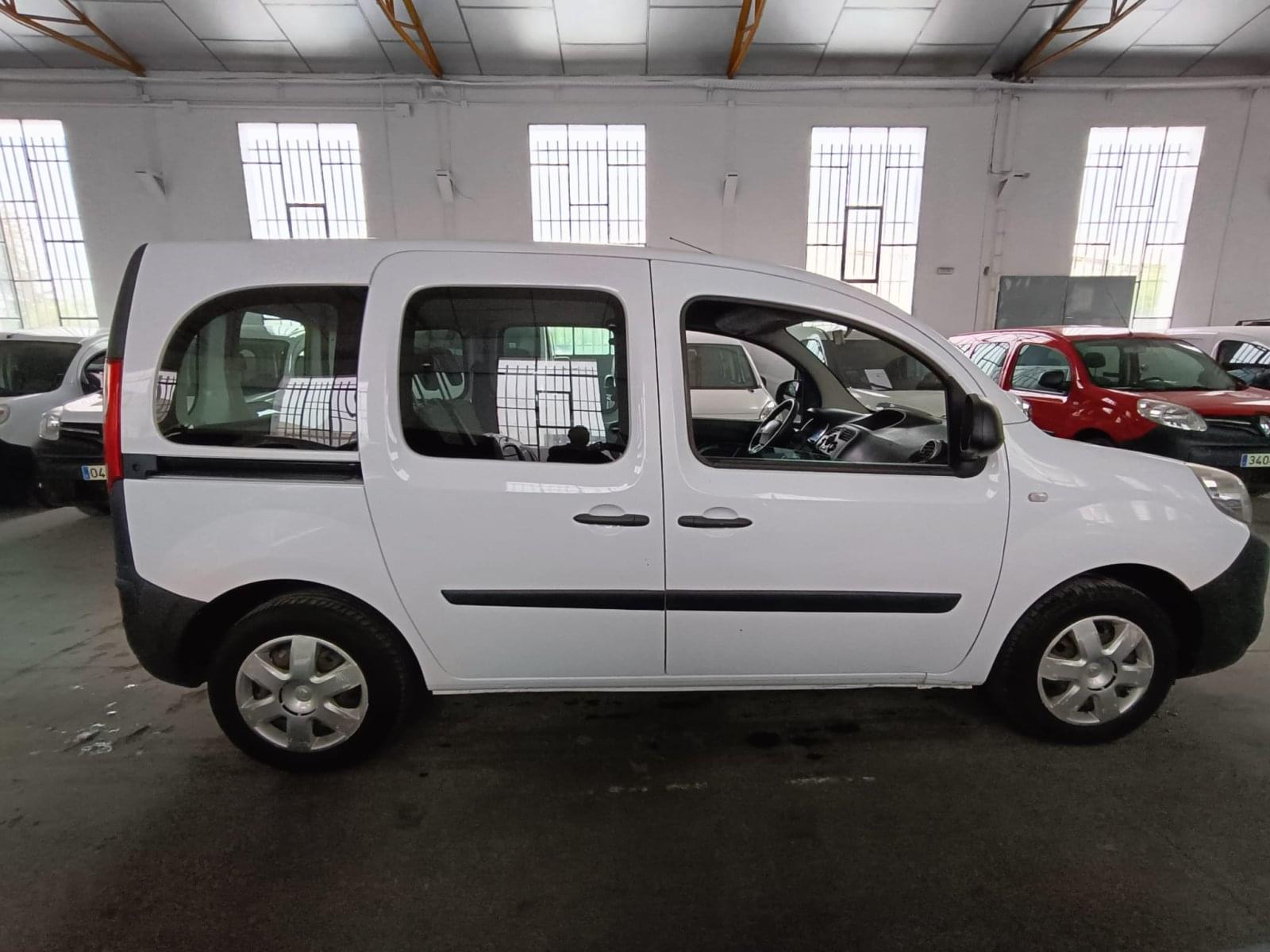 RENAULT KANGOO COMBI 1.5DCI EN. PROF. M1-AF 55KW, 5P 7 