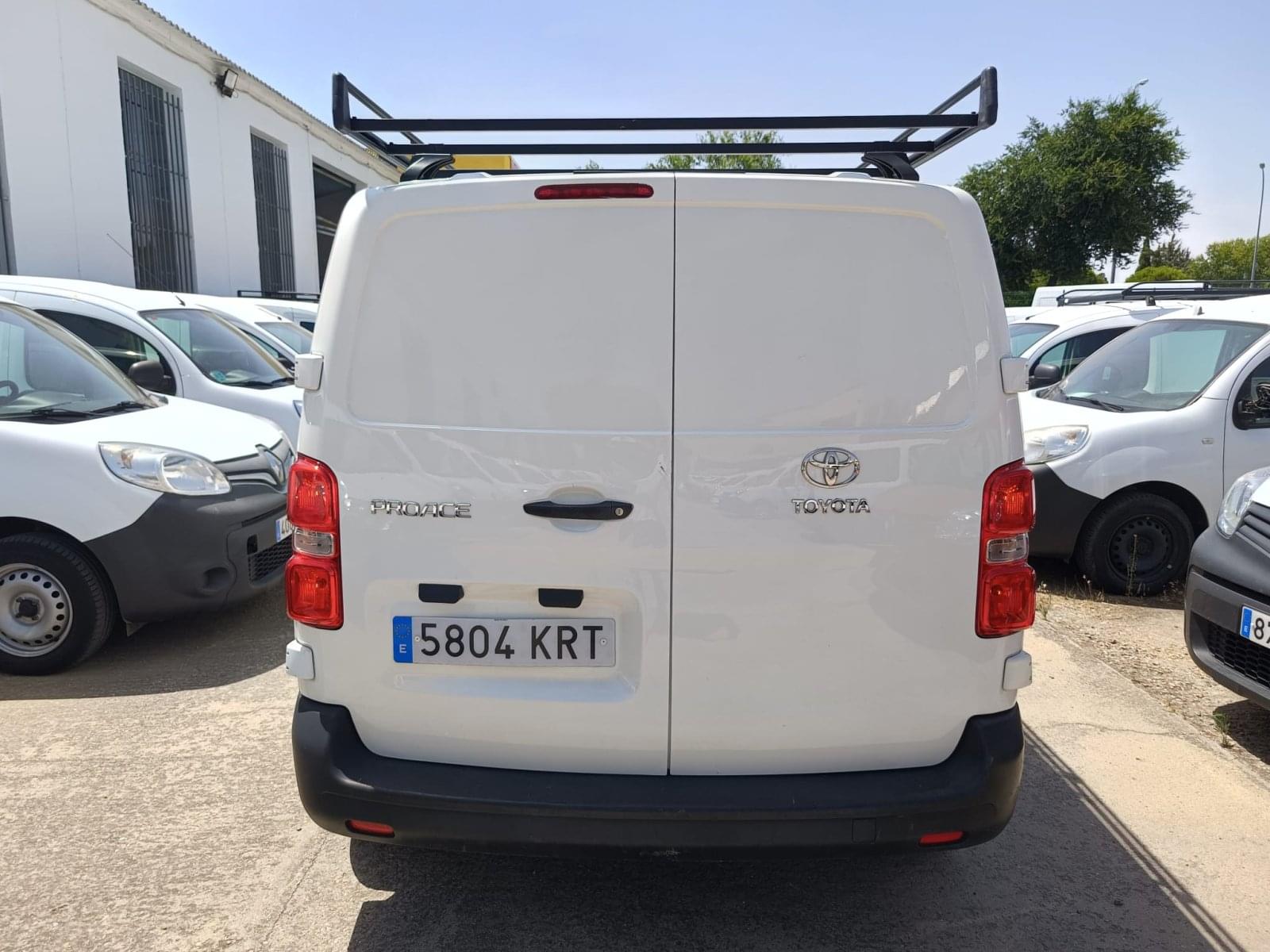 TOYOTA PROACE 1.6D 70KW MWB BUSINESS (95CV) 8 