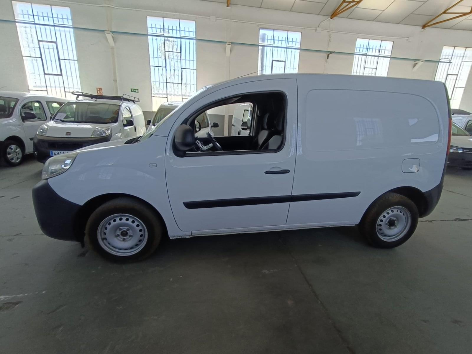 RENAULT KANGOO FG. 1.5DCI PROFESIONAL 66KW 1461 CM³, 3P 3 