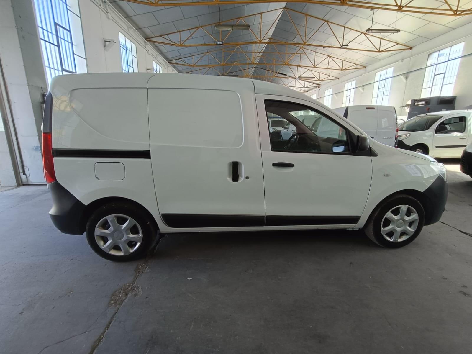 DACIA DOKKER COM. 1.6 SCE 80KW ECO-G ESSENTIAL 7 