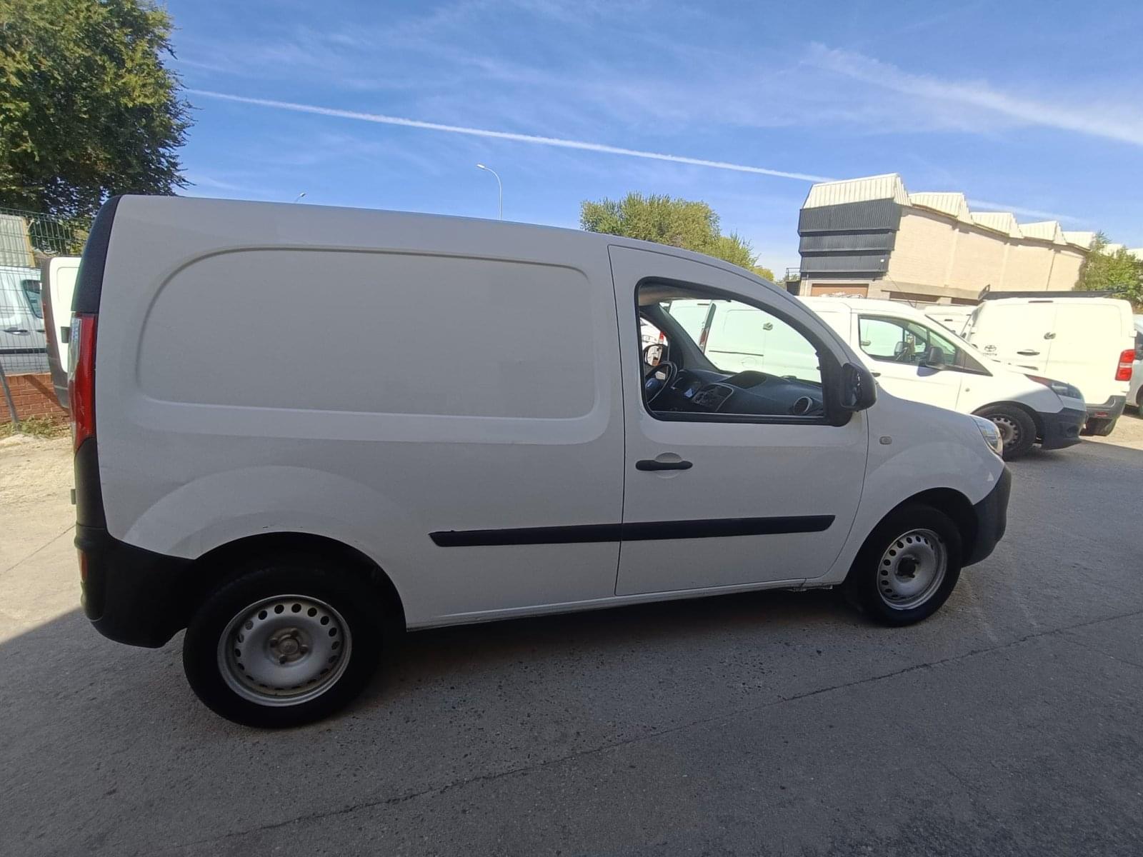 RENAULT KANGOO FURGON TALLER 1.5 DCI PROFESIONAL E6 11 