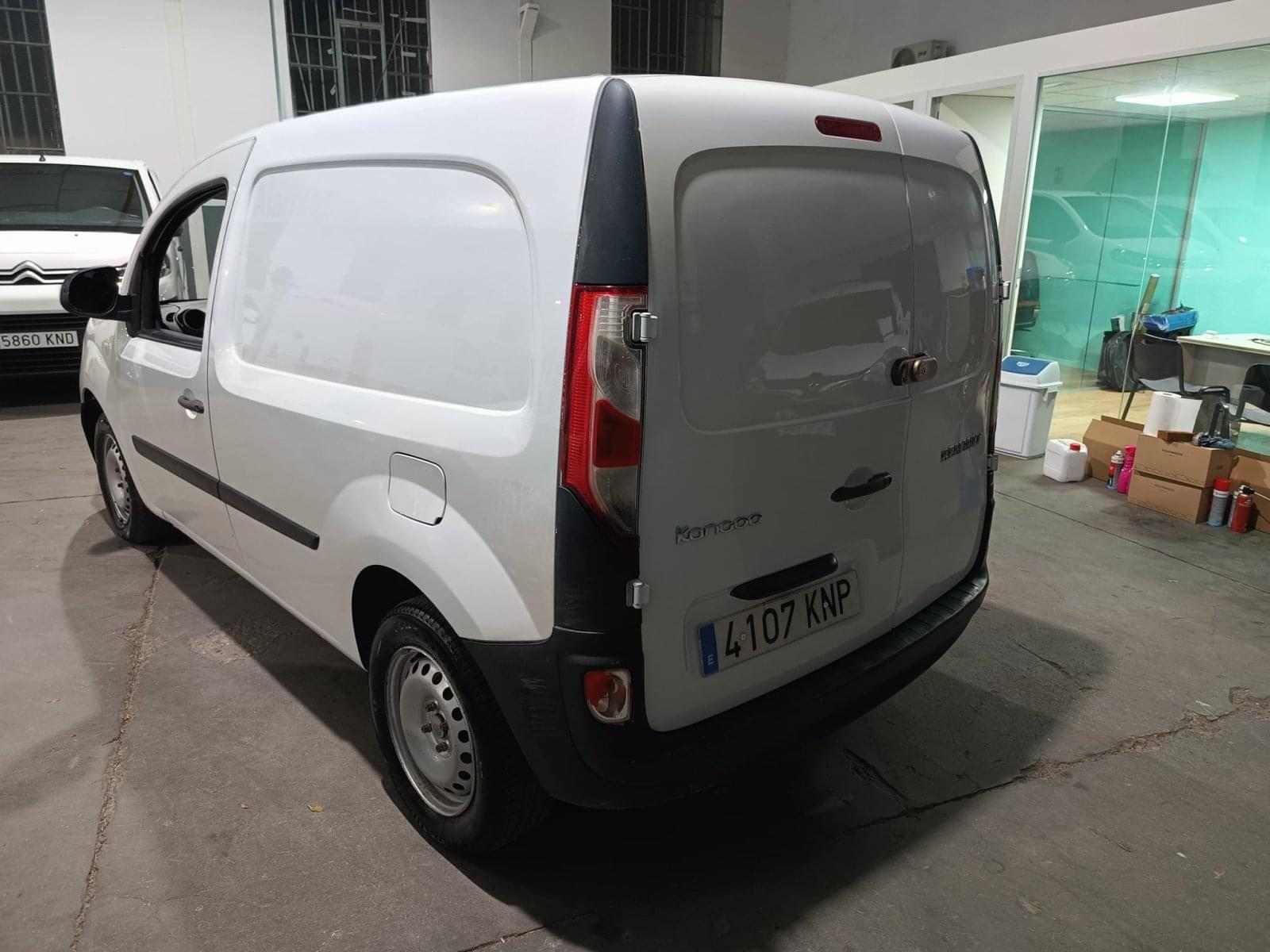 RENAULT KANGOO FURGON 1.5 DCI 55KW PROFESIONAL E6 4 