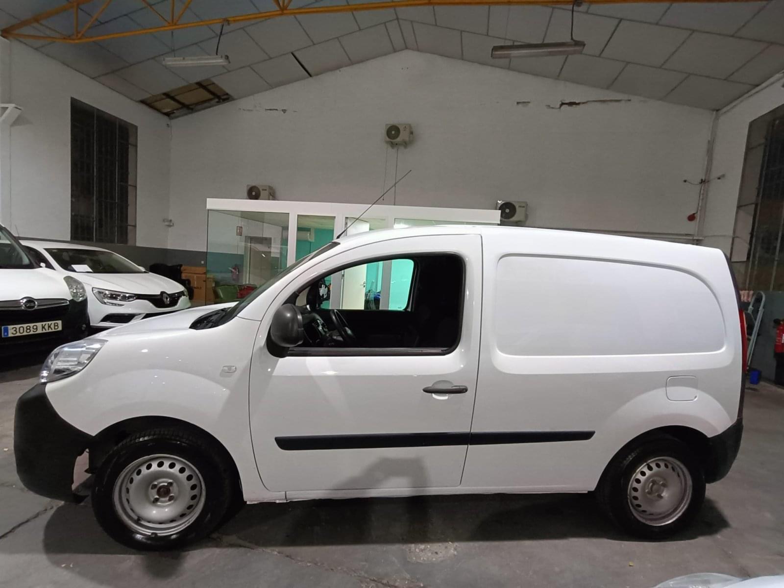 RENAULT KANGOO FURGON 1.5 DCI 55KW PROFESIONAL E6 8 