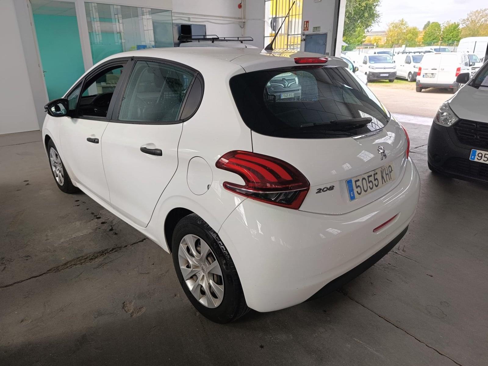 PEUGEOT 208 XAD 1.6 HDI 4 