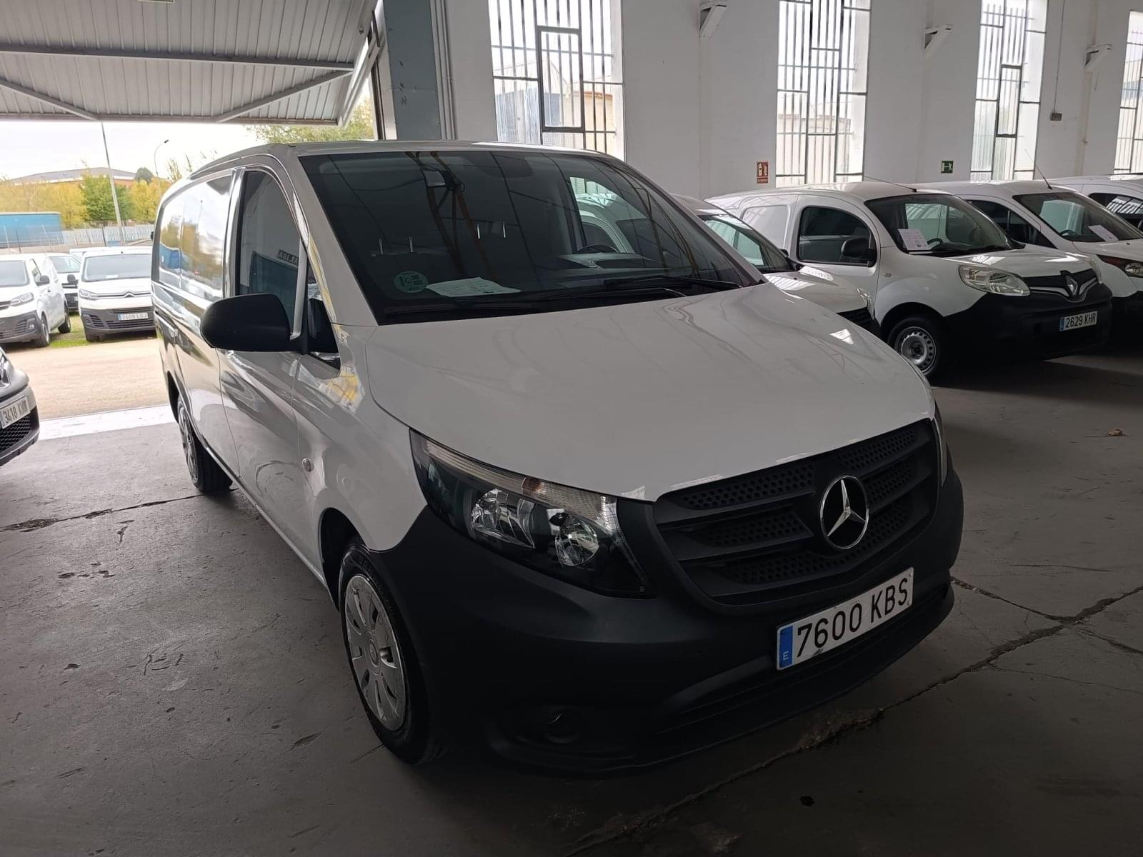 MERCEDES VITO 111 CDI LARGA 4 PUERTAS 1 