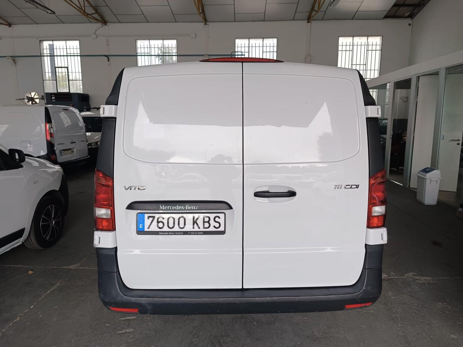 MERCEDES VITO 111 CDI LARGA 4 PUERTAS 5 