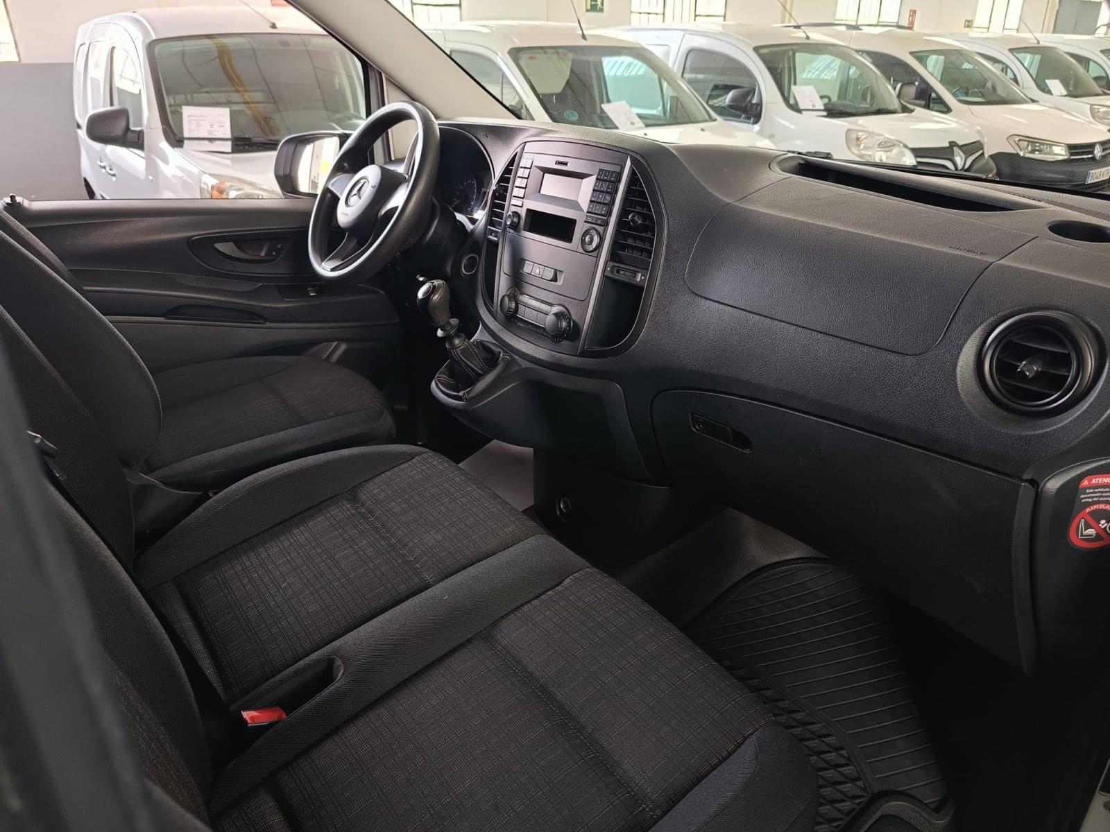 MERCEDES VITO 111 CDI LARGA 4  PUERTAS 11 