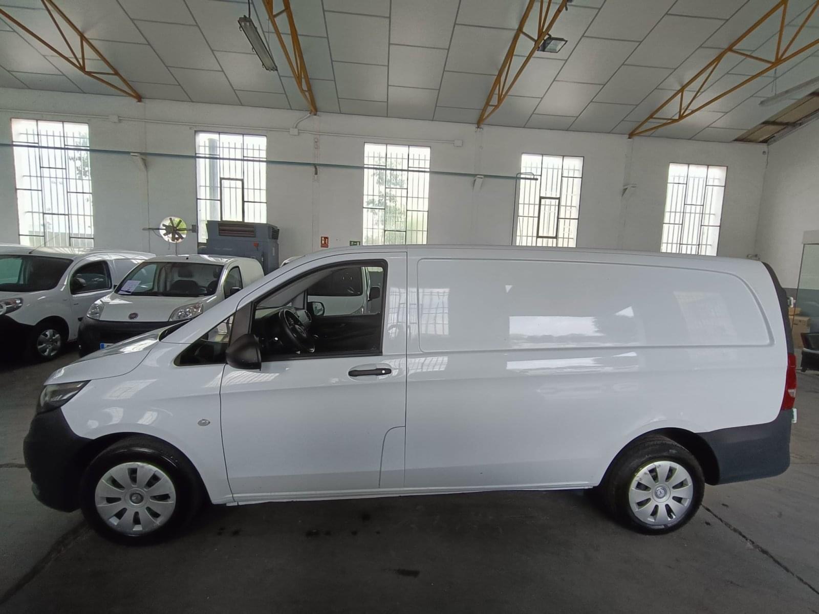 MERCEDES VITO 111 CDI LARGA 4  PUERTAS 3 