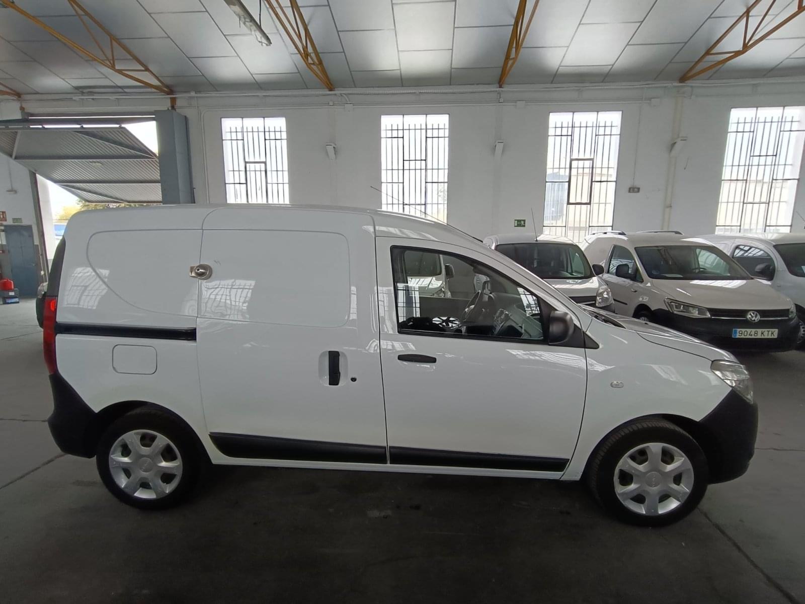 DACIA DOKKER VAN ESSENTIAL 1.6 75KW (100CV) GLP 6 