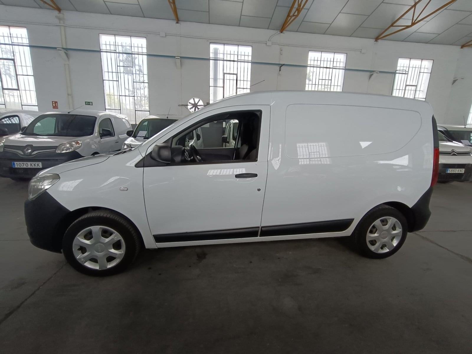 DACIA DOKKER VAN ESSENTIAL 1.6 75KW (100CV) GLP 8 