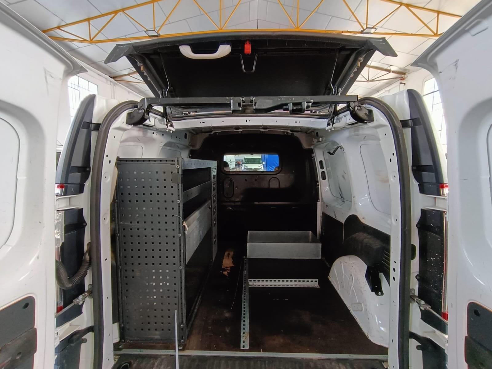 RENAULT KANGOO FURGON TALLER 1.5 DCI 55KW PROFESIONAL 9 