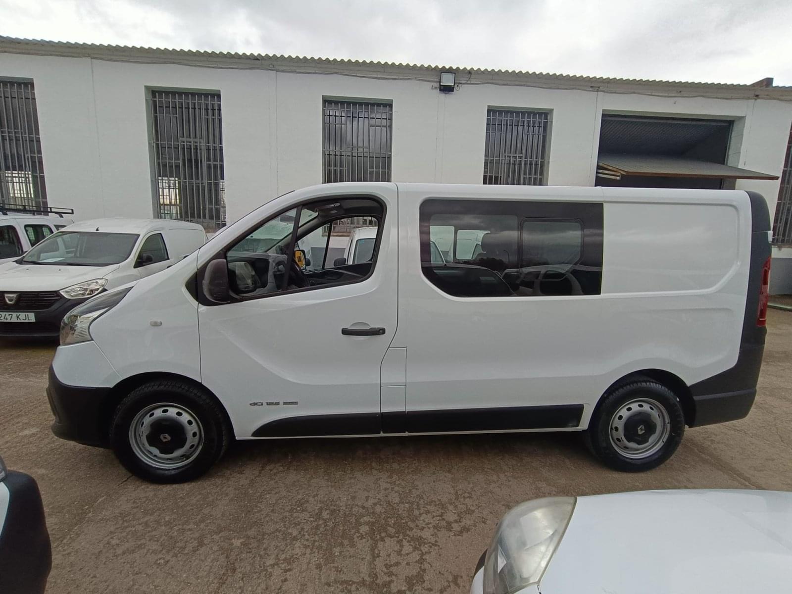 RENAULT TRAFIC COMBI PASSENGER COMBI 9 ENERGY DCI 125 TT E6 3 