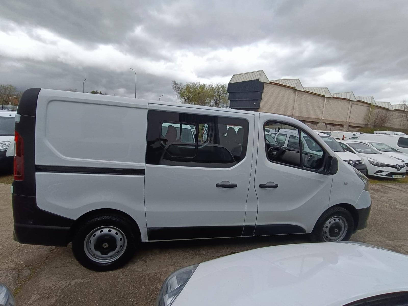 RENAULT TRAFIC COMBI PASSENGER COMBI 9 ENERGY DCI 125 TT E6 8 