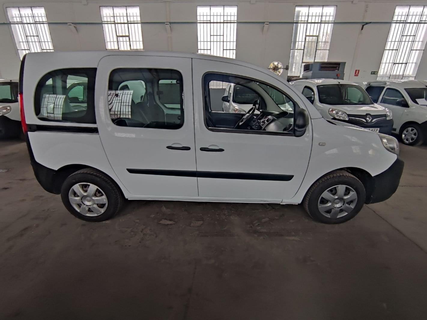 RENAULT KANGOO 5 PLAZAS 2016 5 